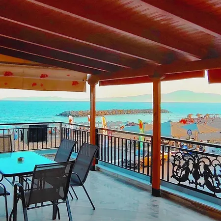 Anthi'S - Three Bedroom Apartment Kalamata Exterior photo