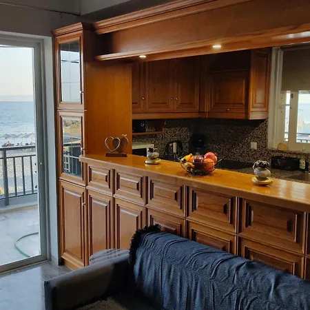 Anthi'S - Three Bedroom Apartment Kalamata Exterior photo